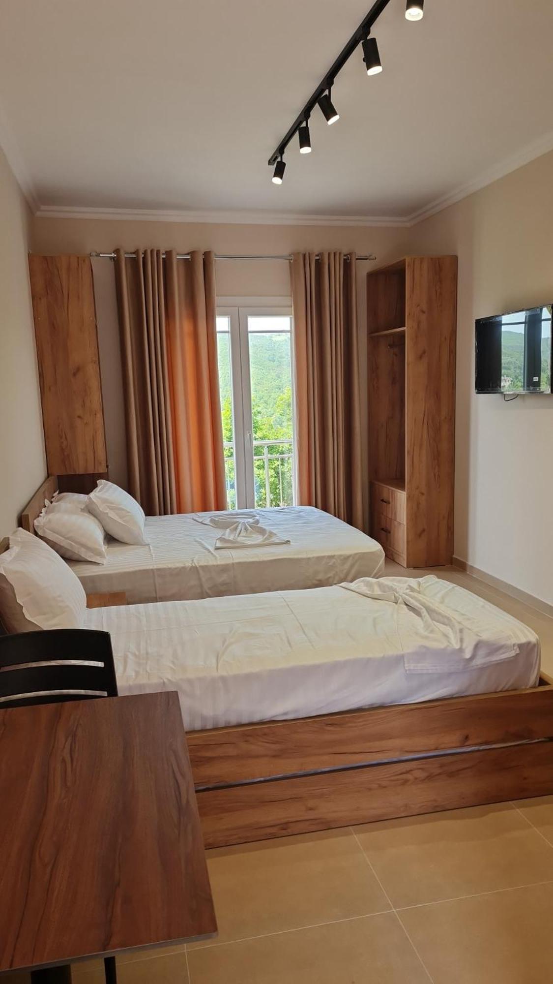 Sol Apartments Gjiri Lalzit Durrës Exteriér fotografie