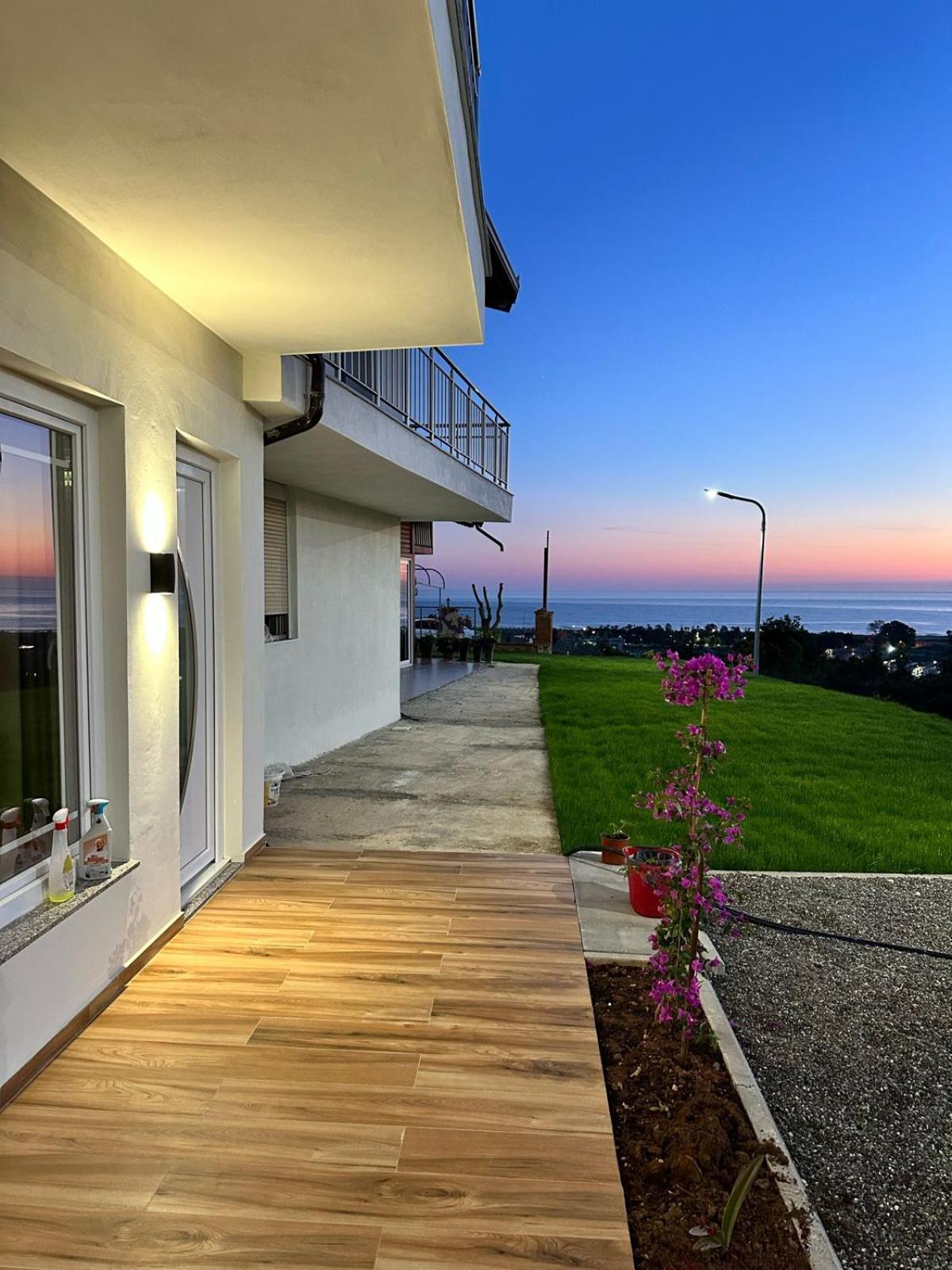 Sol Apartments Gjiri Lalzit Durrës Exteriér fotografie